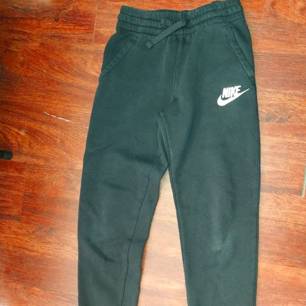Nike Boys sweat pants